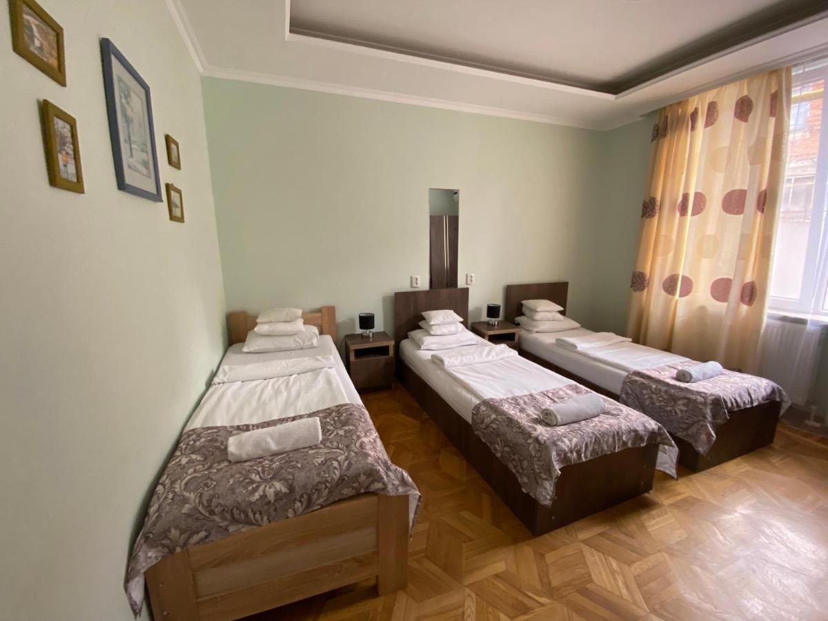 Aloft House Hotel Kutaisi Bagian luar foto